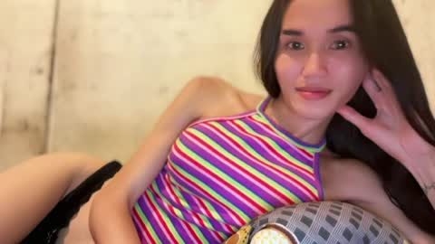 Snapshot of miss_sunshinex chatting on July 2026 06:00:02 AM Shine online show from July 2026 06:00:02 AM