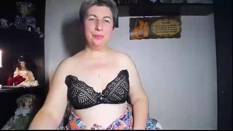 miss_tasha_kom online show from November 2025 05:33:01 PM