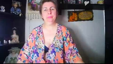 Snapshot of miss_tasha_kom chatting on June 2026 09:25:02 AM miss_tasha_kom online show from June 2026 09:25:02 AM