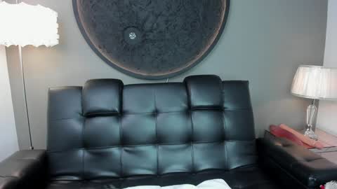 Vaiolette online show from December 2024 10:33:02 AM