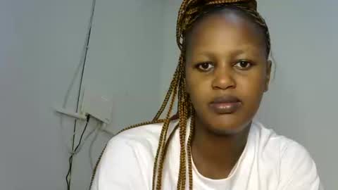 Snapshot of miss_vall chatting on January 2025 07:29:01 AM miss_vall online show from January 2025 07:29:01 AM