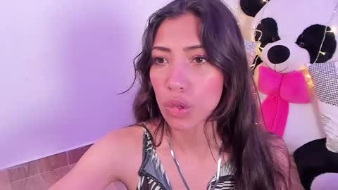 Snapshot of miss_veronica2 chatting on February 2025 12:28:01 PM Miss Veronica online show from February 2025 12:28:01 PM