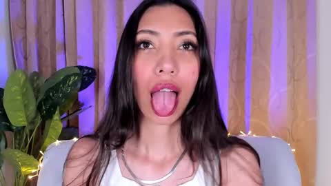 Miss Veronica online show from January 2026 12:55:01 PM