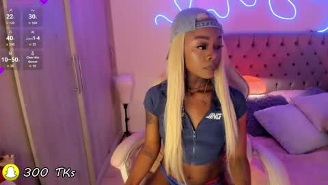 Tay Tay Independent Model   online show from May 2026 05:58:02 AM