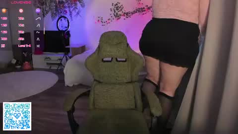 Tina  Julie online show from July 2026 01:58:33 AM