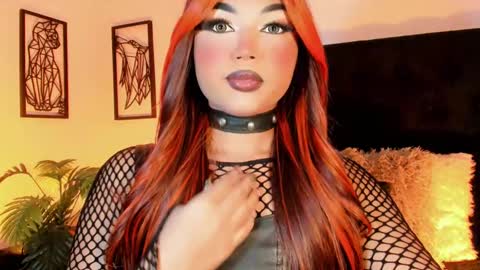 Snapshot of miss_zz chatting on November 2025 10:10:02 PM miss_zz online show from November 2025 10:10:02 PM