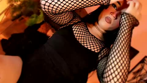 miss_zz online show from April 2026 12:36:02 PM