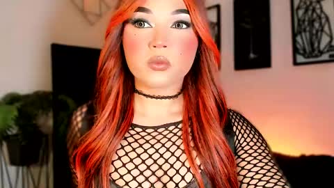 miss_zz online show from June 2026 03:05:01 PM