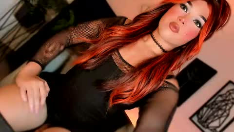 miss_zz online show from June 2026 03:56:02 PM