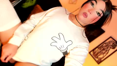 miss_zz online show from June 2026 05:59:02 PM