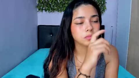 Snapshot of missannydreams chatting on July 2026 03:03:02 PM anny online show from July 2026 03:03:02 PM