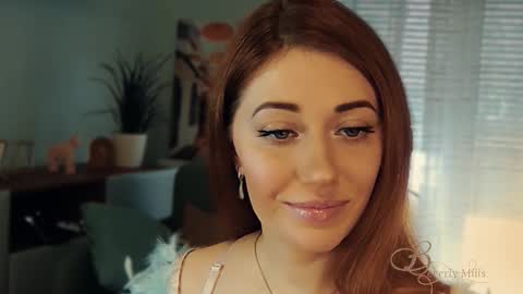 Snapshot of missbeverlymills chatting on January 2026 01:14:01 PM The divine Beverly online show from January 2026 01:14:01 PM