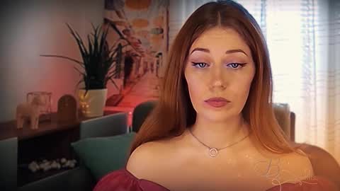 Snapshot of missbeverlymills chatting on February 2026 02:29:02 PM The divine Beverly online show from February 2026 02:29:02 PM