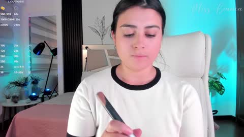 Bianca Torres online show from December 2024 11:13:02 PM