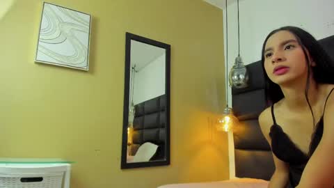 charllote online show from May 2026 08:37:01 PM