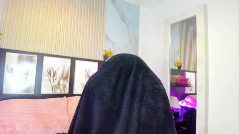 misscheelsee_as online show from September 2025 12:56:02 AM