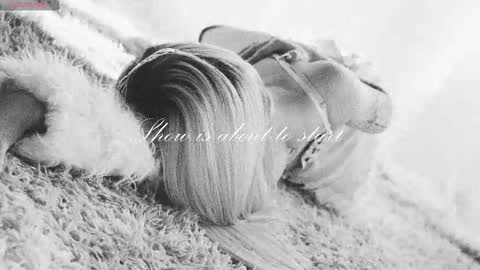 Chloe freelance model Please your thumbs up are important  online show from November 2025 02:28:02 AM