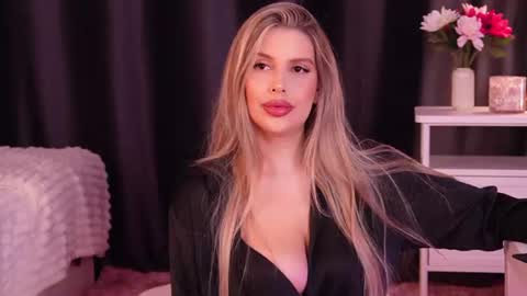 Claire online show from June 2026 07:37:01 PM