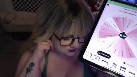 Snapshot of missdanibluee chatting on February 2025 11:31:01 AM missdanibluee online show from February 2025 11:31:01 AM