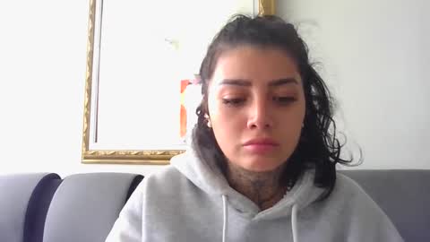 Snapshot of misselii chatting on January 2025 06:17:02 PM melodie online show from January 2025 06:17:02 PM