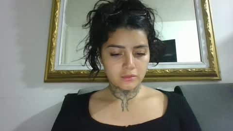 Snapshot of misselii chatting on February 2025 11:41:02 PM melodie online show from February 2025 11:41:02 PM