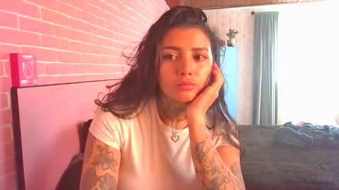 Snapshot of misselii chatting on September 2025 06:54:01 PM melodie online show from September 2025 06:54:01 PM