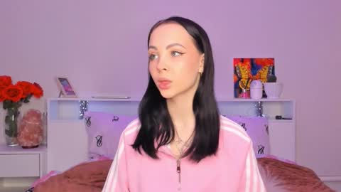 Snapshot of misseliss chatting on January 2026 06:55:02 PM Hello dear my name Elisa online show from January 2026 06:55:02 PM