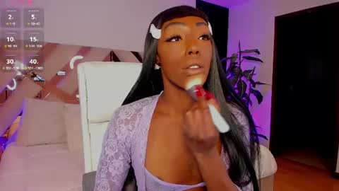 Emilie Diaz online show from June 2026 12:05:02 PM
