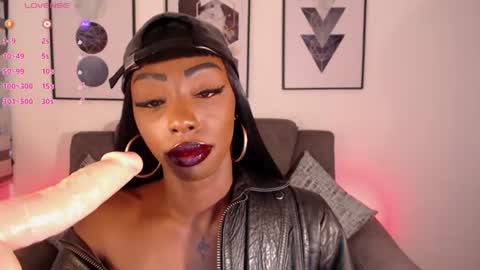 Emilie Diaz online show from July 2026 04:39:33 PM