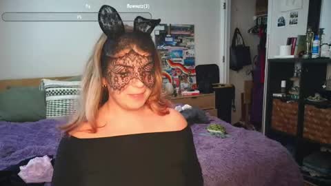 missemmbeex online show from June 2026 06:44:01 PM