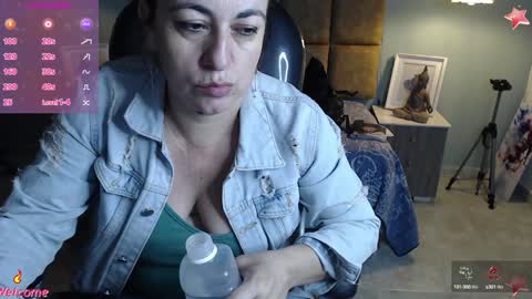 Snapshot of missgomezz_ chatting on February 2025 10:41:01 AM Maria Gomezz online show from February 2025 10:41:01 AM