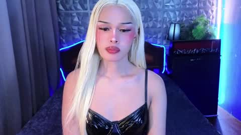 im your queen steffie online show from July 2026 11:49:01 AM