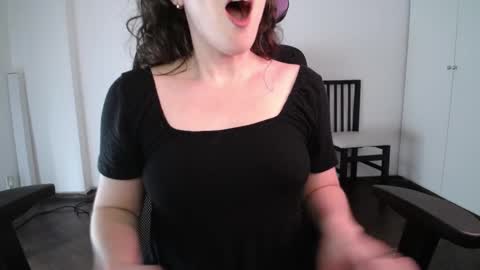 Ivana online show from March 2025 09:27:02 PM