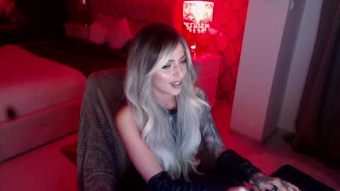 MissJenny7 online show from April 2026 08:51:01 PM