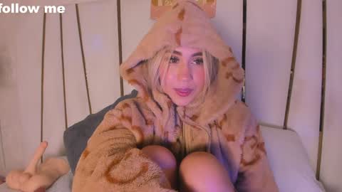 A N N Y online show from December 2024 11:50:02 AM