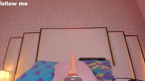 A N N Y online show from February 2025 02:48:02 PM