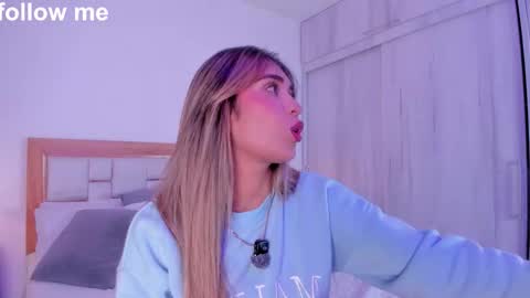 A N N Y online show from October 2025 03:09:02 AM