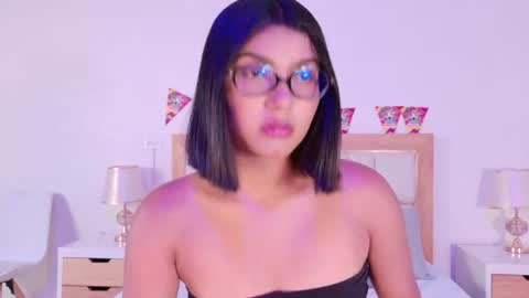 A N N Y online show from July 2026 07:07:02 PM