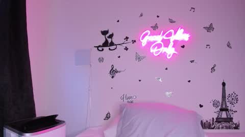 Snapshot of misskarinahilton chatting on September 2025 03:17:02 PM MissKarinaHilton online show from September 2025 03:17:02 PM