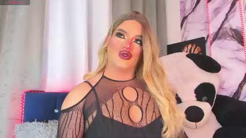 kassandra lazcano online show from June 2026 01:36:02 AM