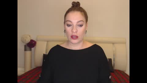 Khloe online show from February 2026 07:54:02 PM