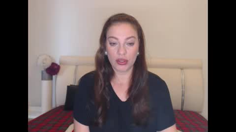 Khloe online show from February 2026 08:04:01 AM