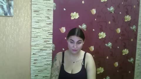 Snapshot of misskiss878 chatting on December 2024 03:47:02 PM Lisa online show from December 2024 03:47:02 PM