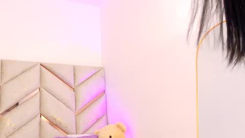 lyly  independient model online show from September 2025 02:33:02 PM