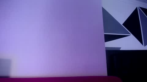 Miss Loise online show from January 2025 11:28:02 AM