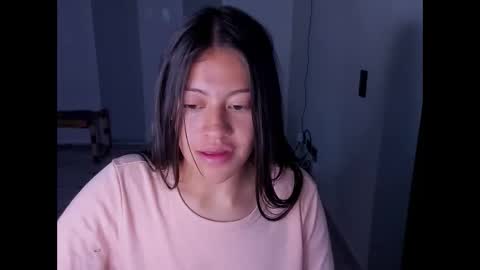 Snapshot of missloren333 chatting on September 2025 11:17:02 PM missloren333 online show from September 2025 11:17:02 PM