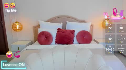 Snapshot of misslou_ chatting on March 2026 06:17:02 AM Lou online show from March 2026 06:17:02 AM