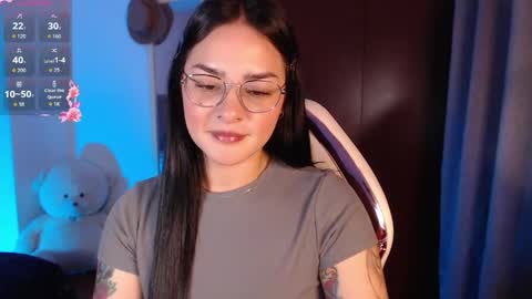 Snapshot of missmariana_ chatting on May 2026 11:32:02 PM missmariana_ online show from May 2026 11:32:02 PM