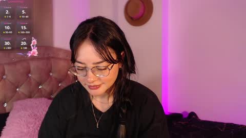 Snapshot of missmariana_ chatting on May 2026 11:23:04 PM missmariana_ online show from May 2026 11:23:04 PM
