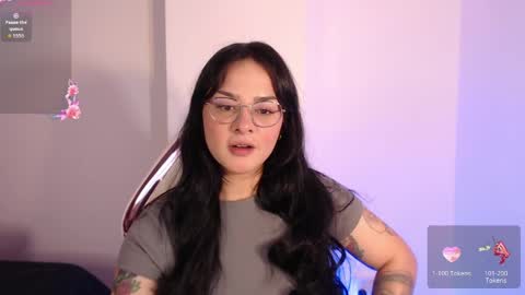 Snapshot of missmariana_ chatting on May 2026 11:44:02 PM missmariana_ online show from May 2026 11:44:02 PM